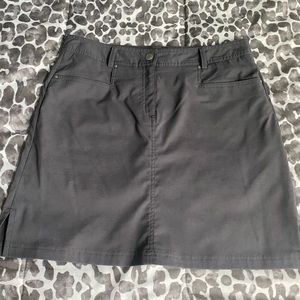NWOT Nivo Sport golf skirt size 6